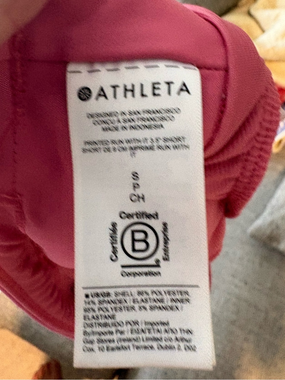 Athleta Run With It 3.5” Running Shorts Pink Floral Print Size Small - Picture 4 of 4